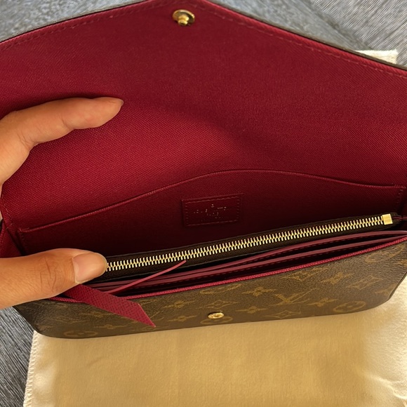 Louis Vuitton Pochette - Picture 5 of 13